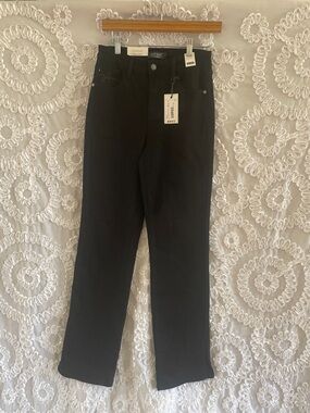 Judy Blue black color high waist flare with side slit so stretchy 5/27